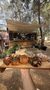 איפה פתוח בשישי עגלת קפה