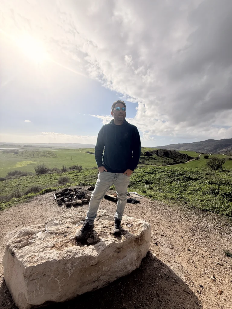 נוף ירוק מהתצפית הסודית בקרית טבעון