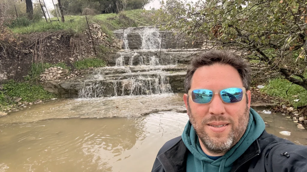 מפלי רז ברמות מנשה בתמונת סלפי