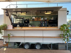 קפה כוכן בכורזים העגלה